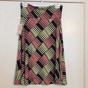 M/XL LuLaRoe Azure Skirt F04 19 20